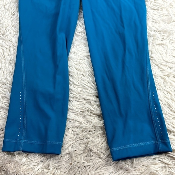Lululemon Swift Speed High-Rise Crop 21" Blue - Picture 2 of 7
